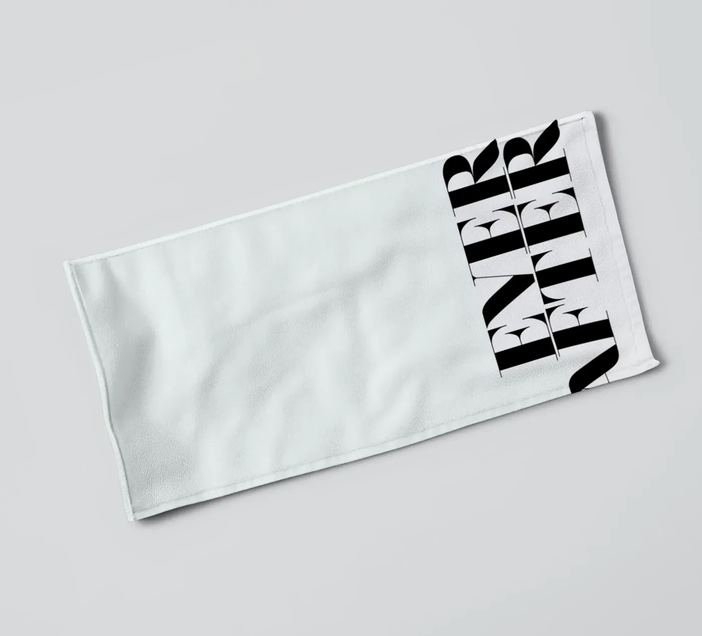 Ever After badhanddoek van Honeymoon Hotel