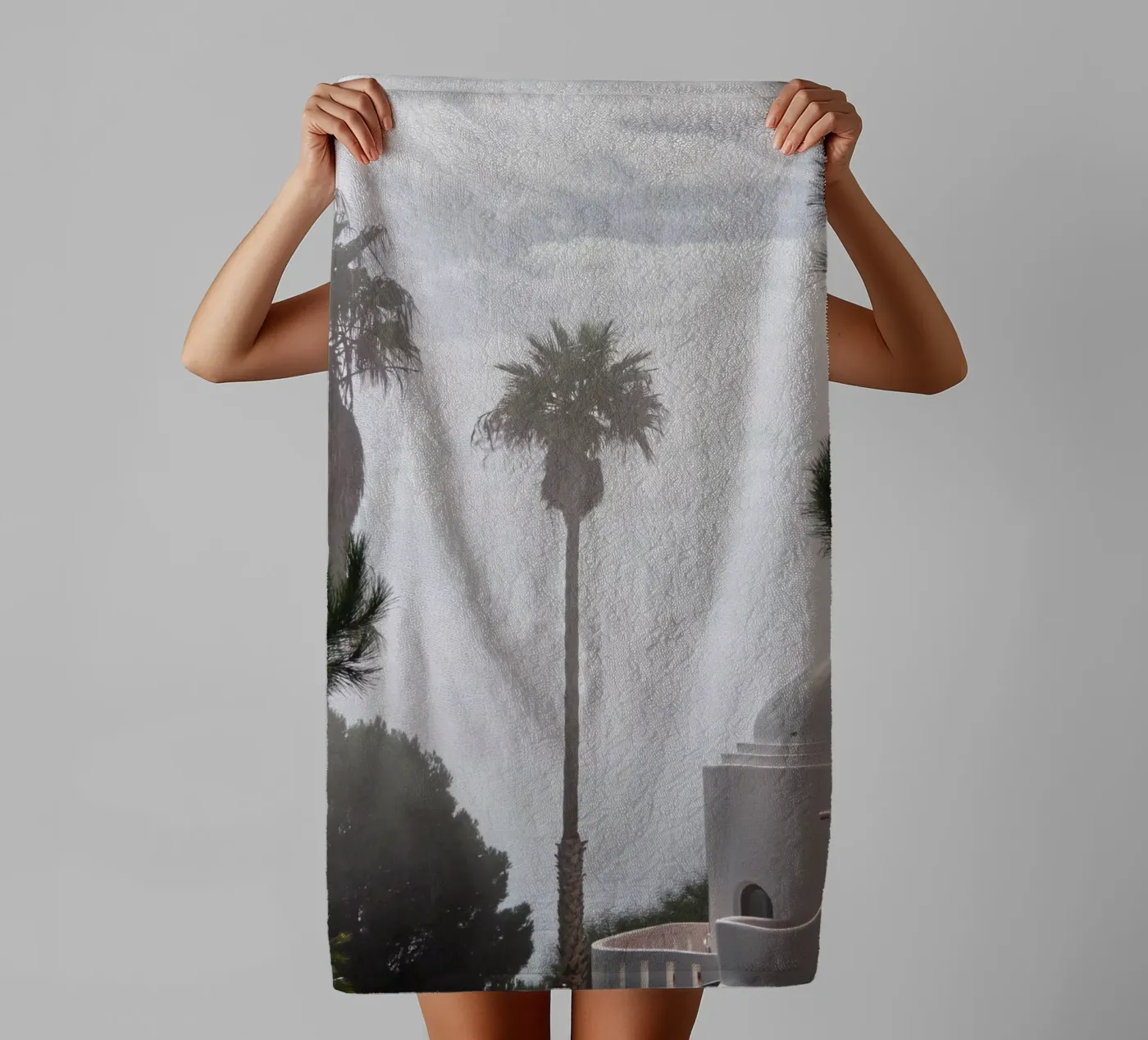 Palm tree towel by Fjöllart