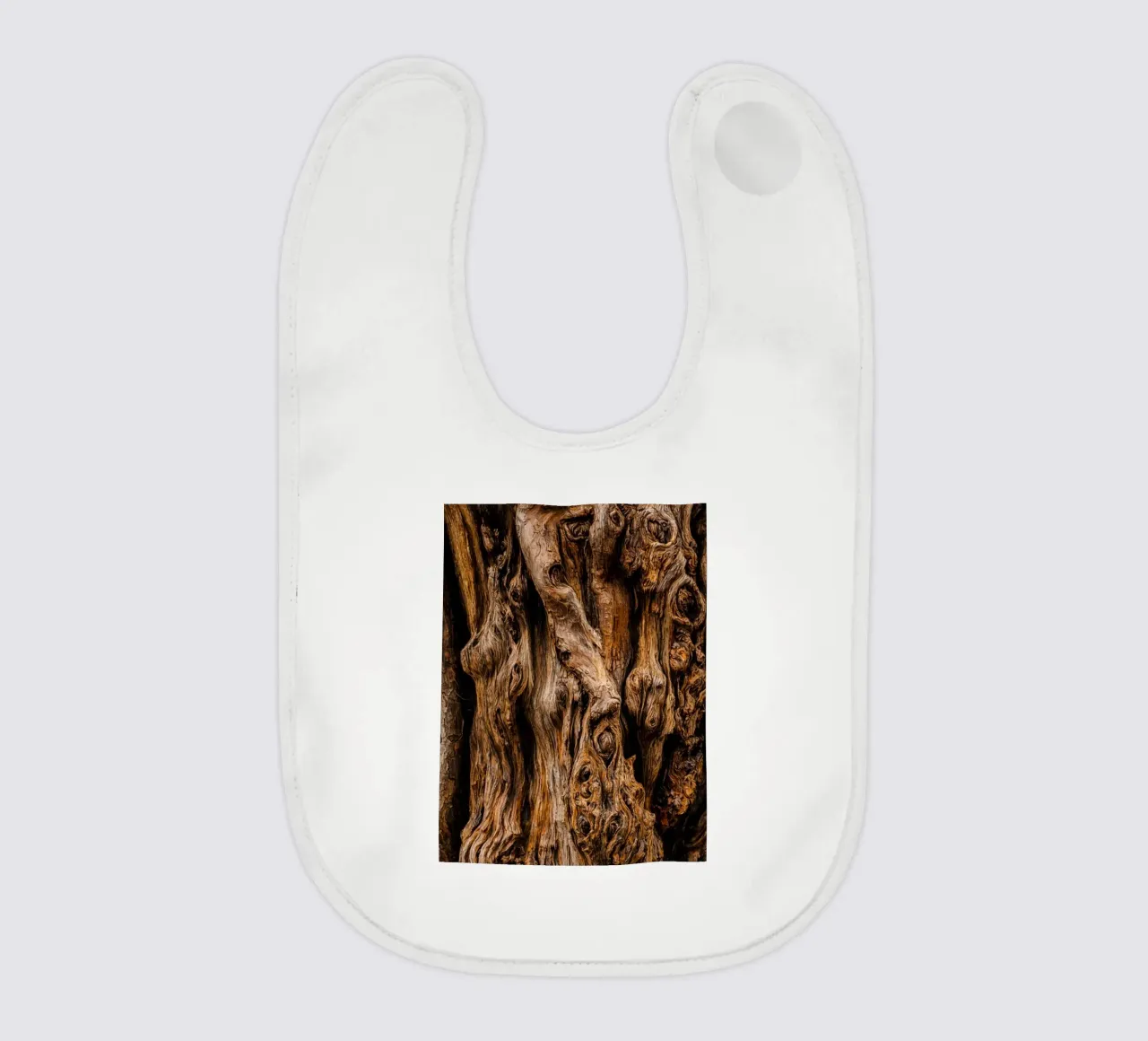 old tree trunk baby bib by landtengs