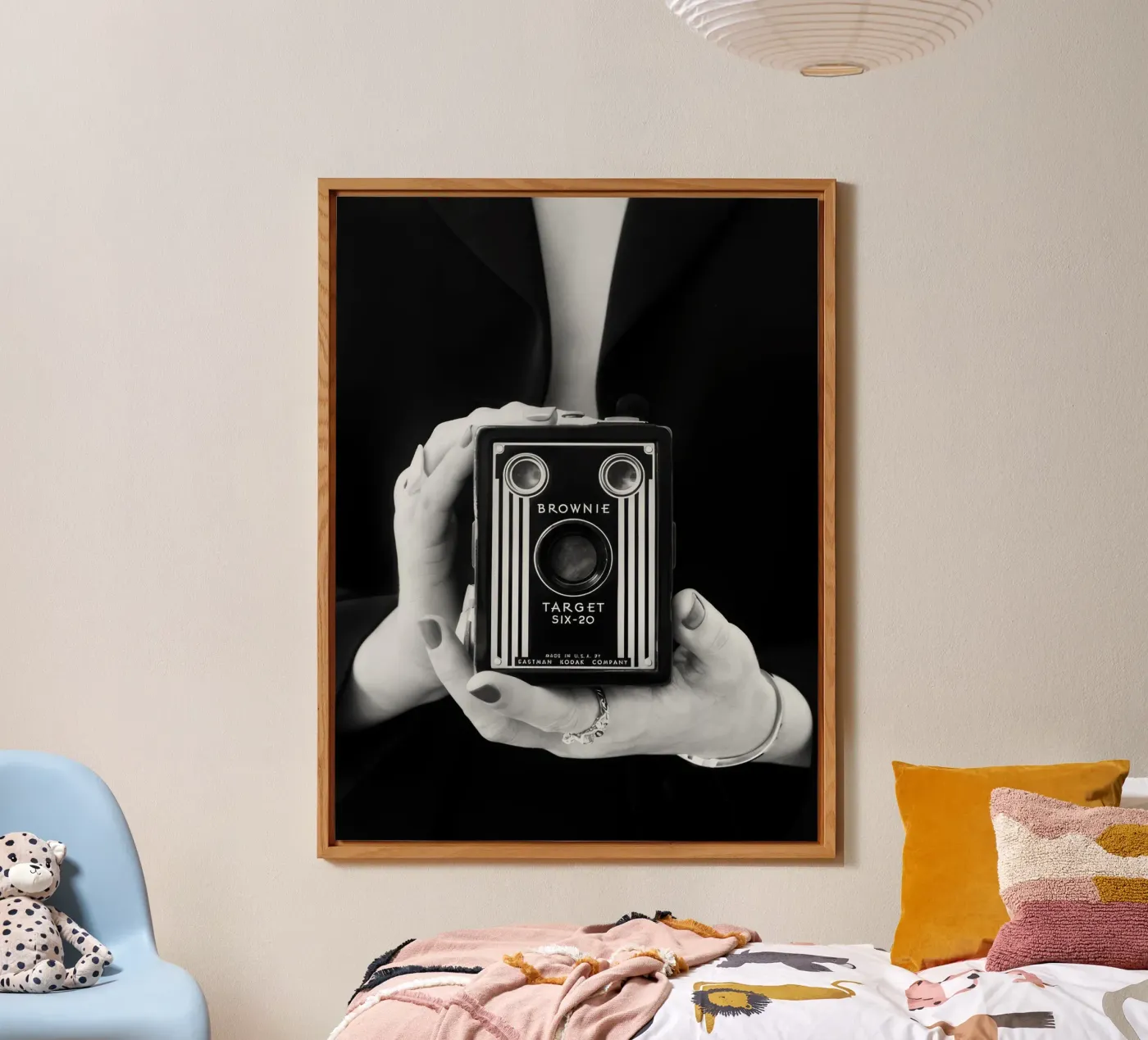 Camera in Focus forex plate by memory in photograph