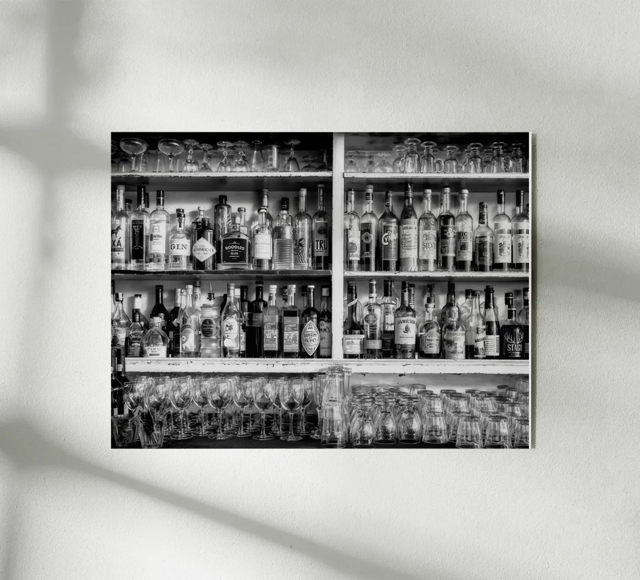 Al bar plexiglass da memory in photograph