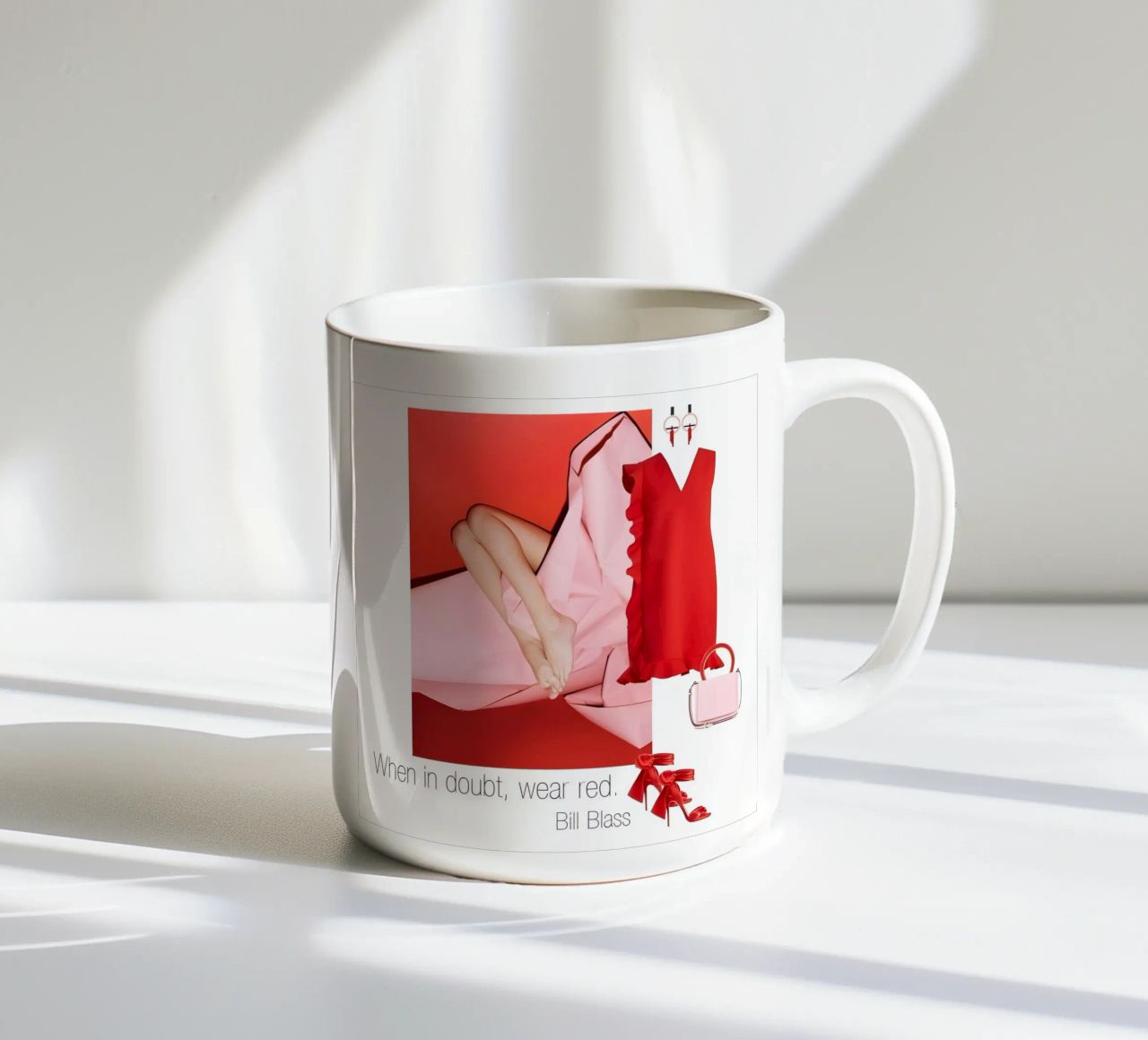 When in doubt, wear red. tazza in ceramica da TASTE OF BLISS
