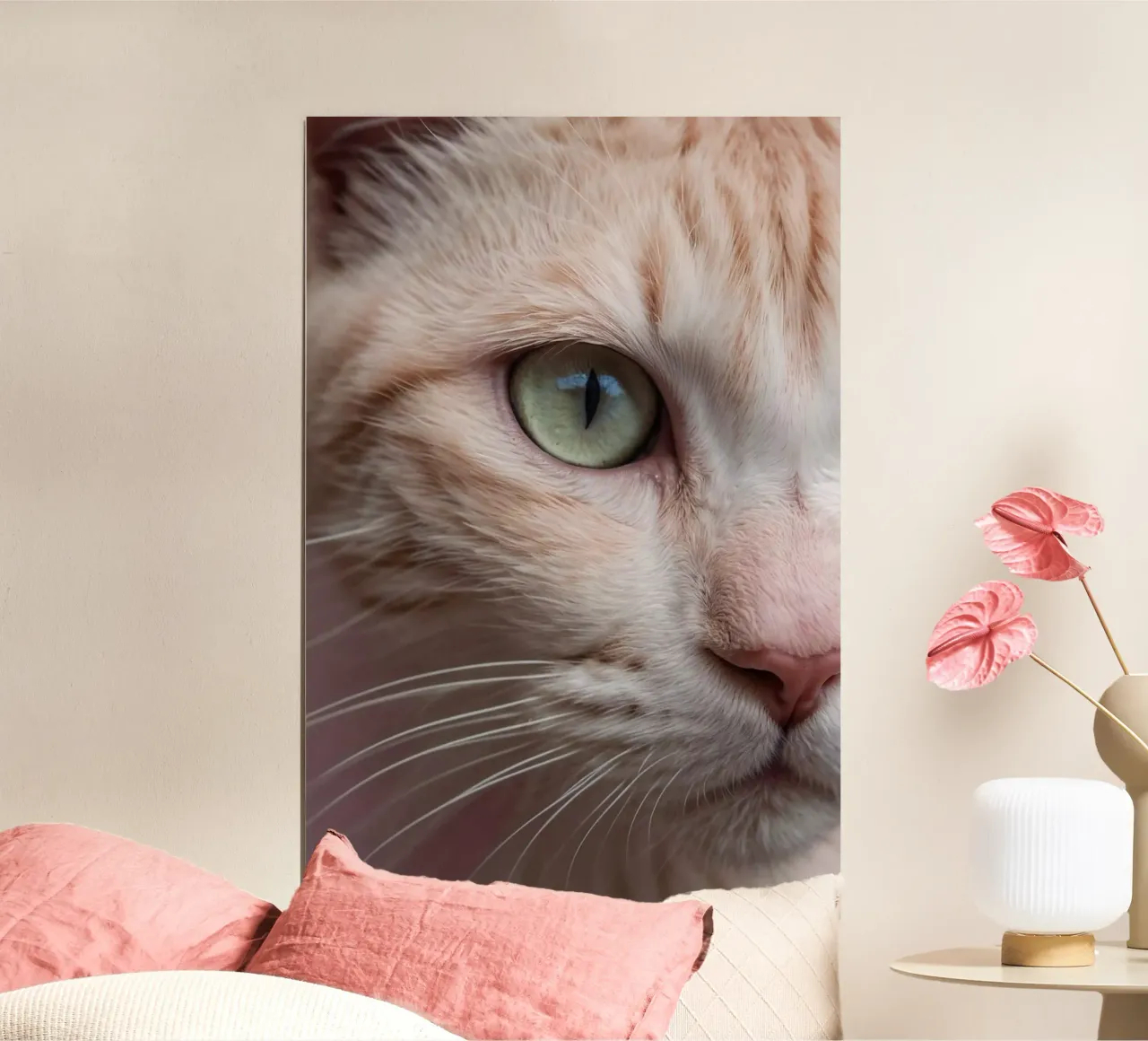 En la mirada del tigre: primer plano de un ojo de gato | Werk 12 poster de Paws & Portraits