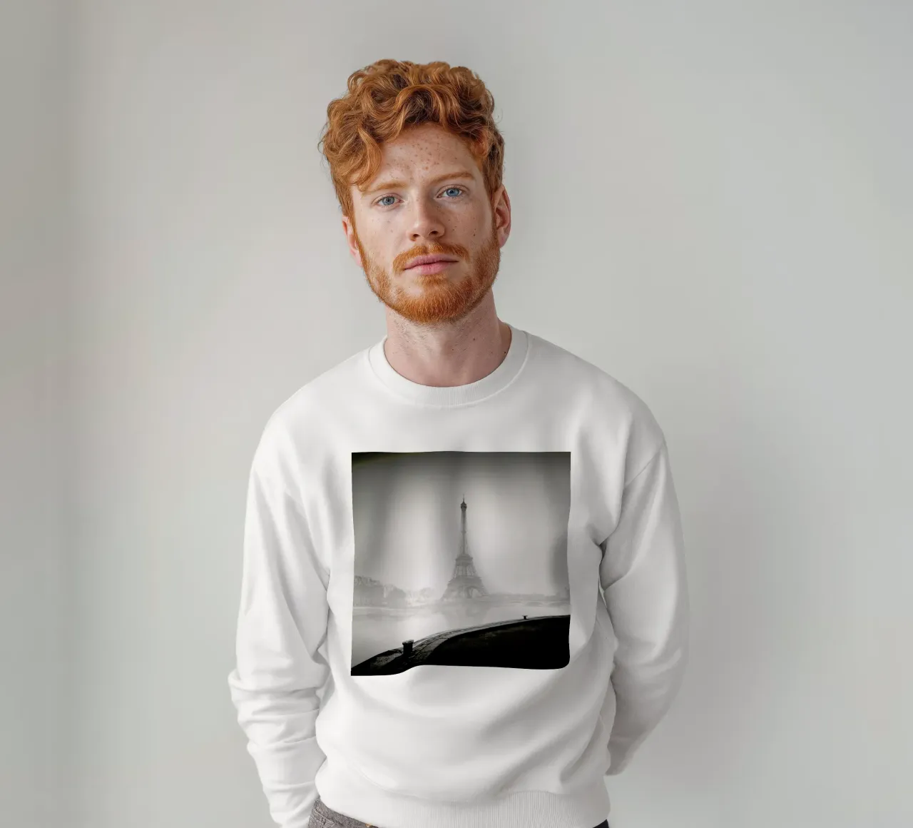 Tour Eiffel Sweatshirt von Håggard Photography | Ronny Behnert