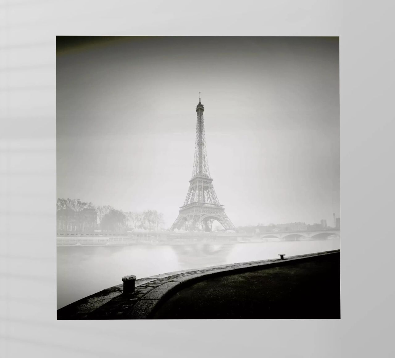 Tour Eiffel pellicola backlit da Håggard Photography | Ronny Behnert