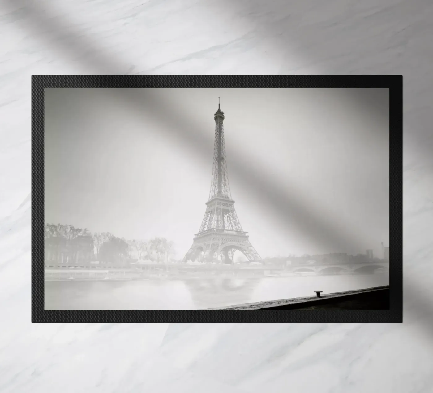 Tour Eiffel Fußmatte von Håggard Photography | Ronny Behnert