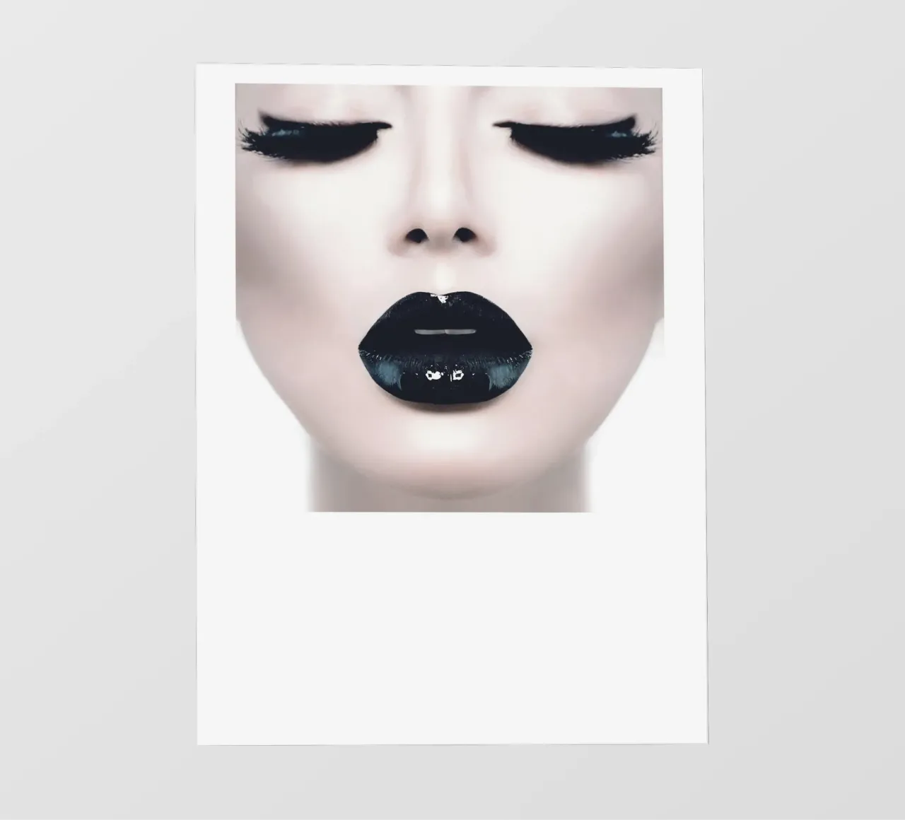 Eleganza in bianco e nero | Design moderno di lip art telo in pvc da Whole©
