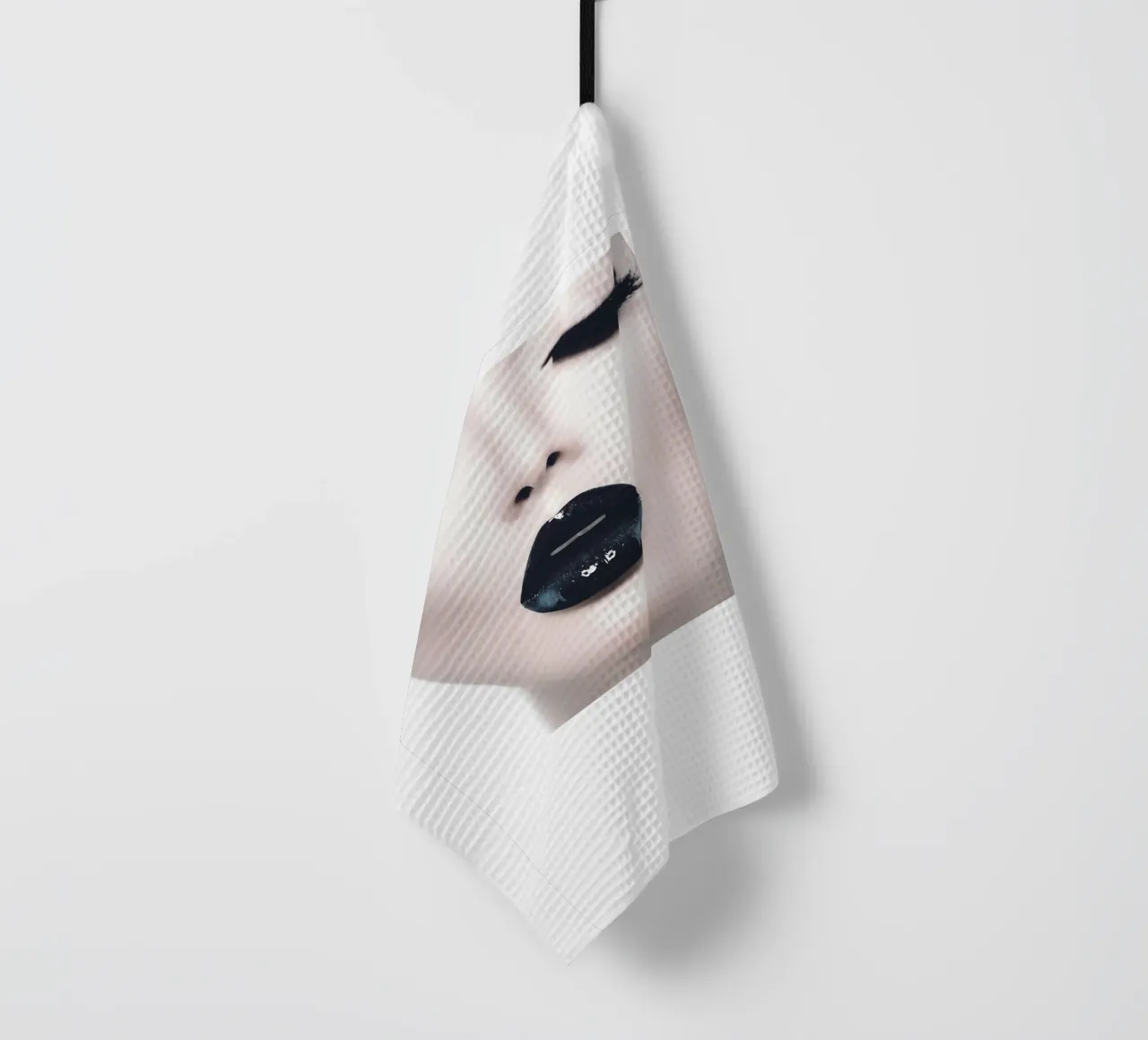 Eleganza in bianco e nero | Design moderno di lip art canovaccio da cucina da Whole©