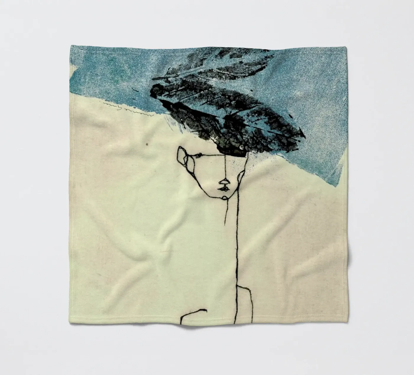 Head fleece blanket by Marina Guiu