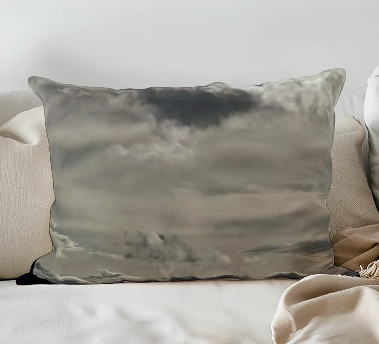 Clouds rolling over cuscino da Nur Mut