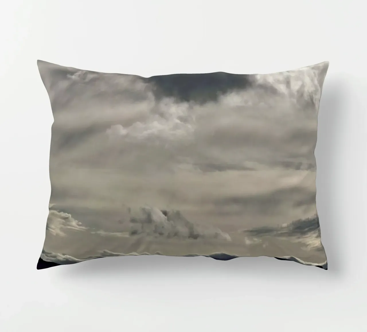 Clouds rolling over cuscino da Nur Mut