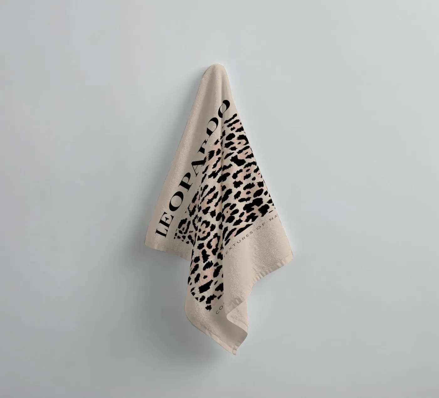 Leopard Abstract Leopard Pattern serviette de bain de Bold Type Co.