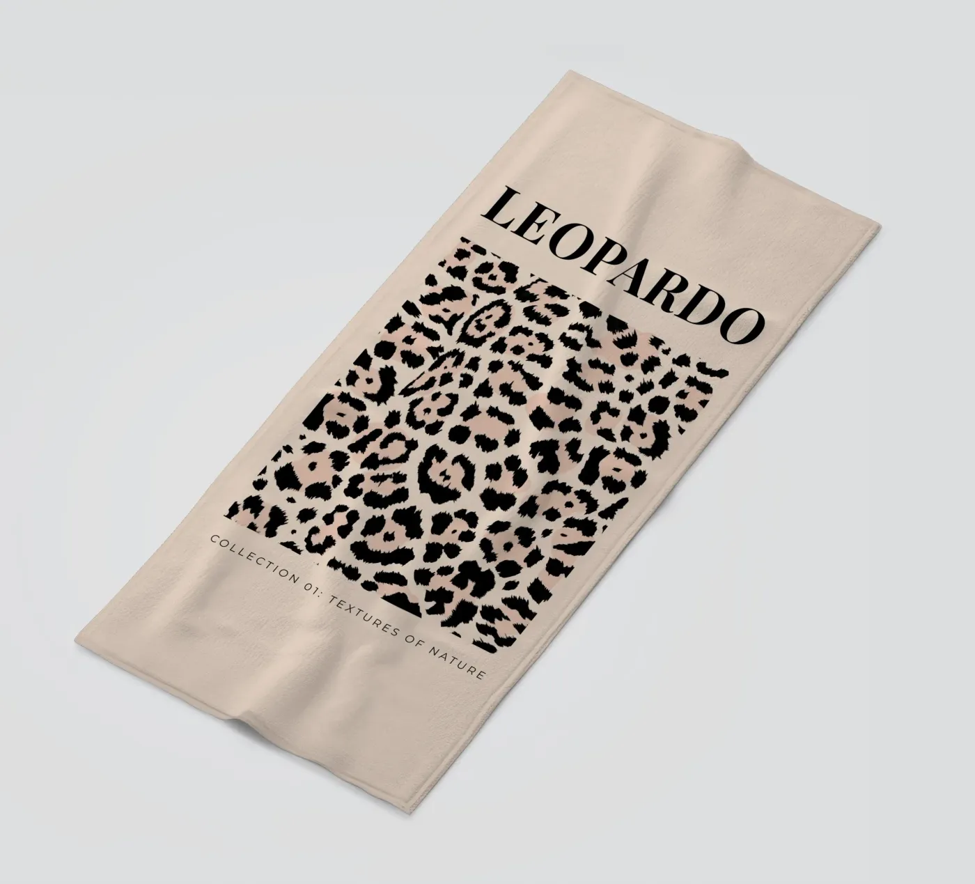 Leopard Abstract Leopard Pattern Strandtuch von Bold Type Co.