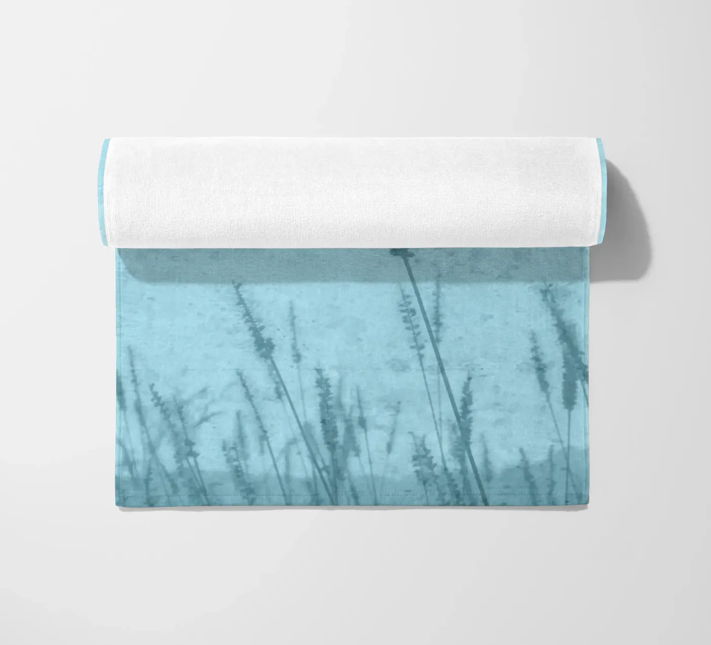 Wiesen Strandtuch von ArtSkratches