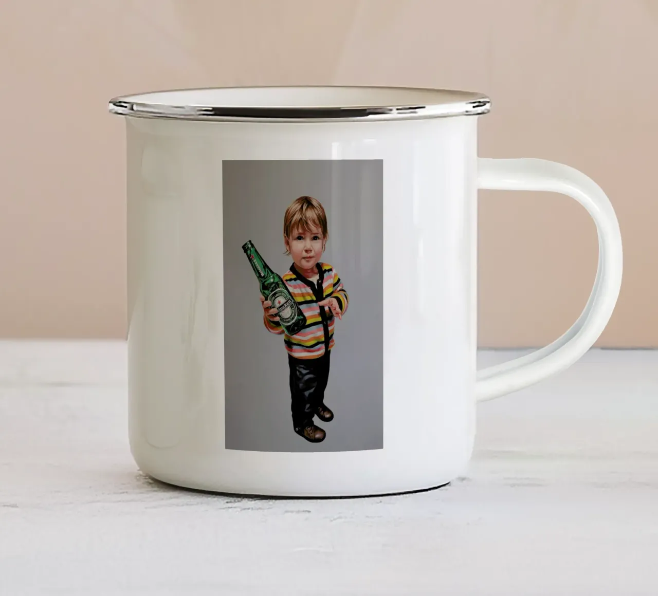 Bière Enfant Juliette tazza in smalto da Jérôme Romain