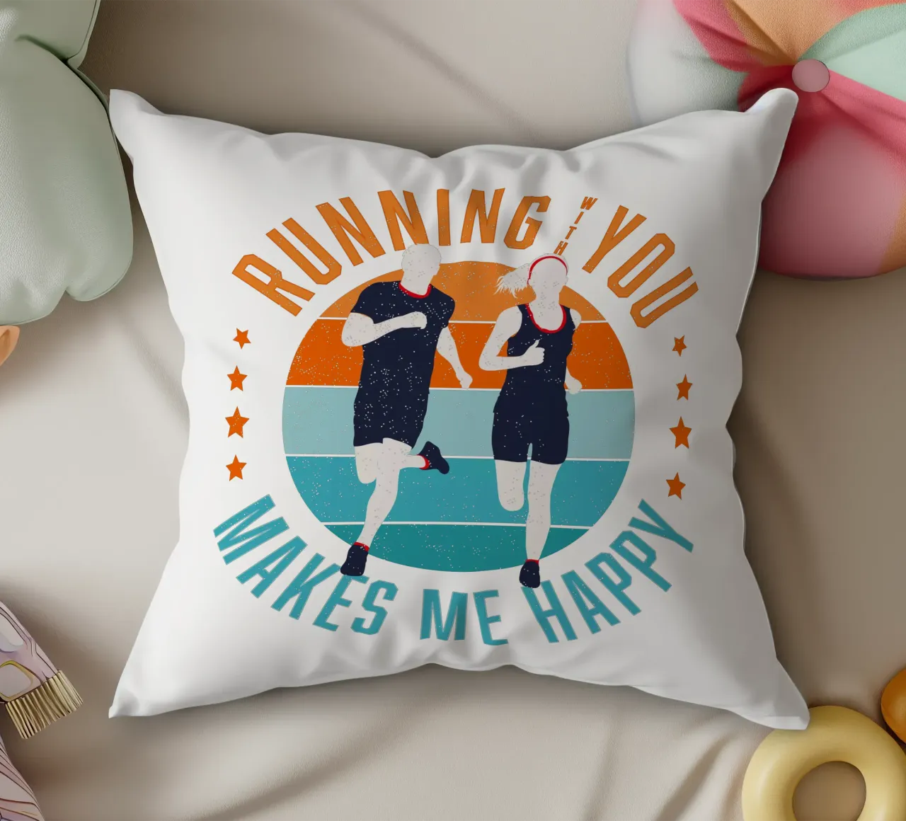 Corridore. Corridore. Correre con te mi rende felice. cuscino da CalliLetters