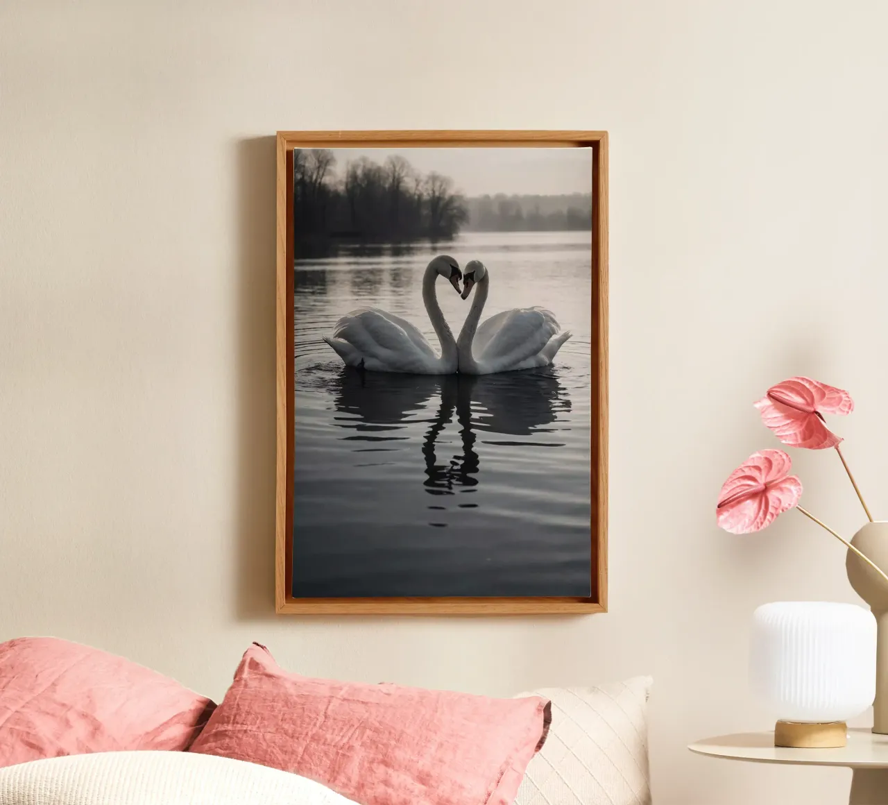 Cigni in perfetta armonia | Werk 2 | Limited tela con Cornice a cassetta da Paws & Portraits