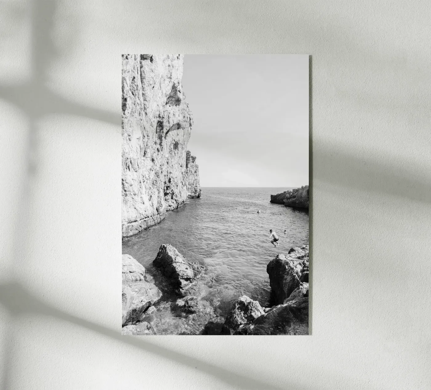 The Dive plexiglass da Kathrin Pienaar