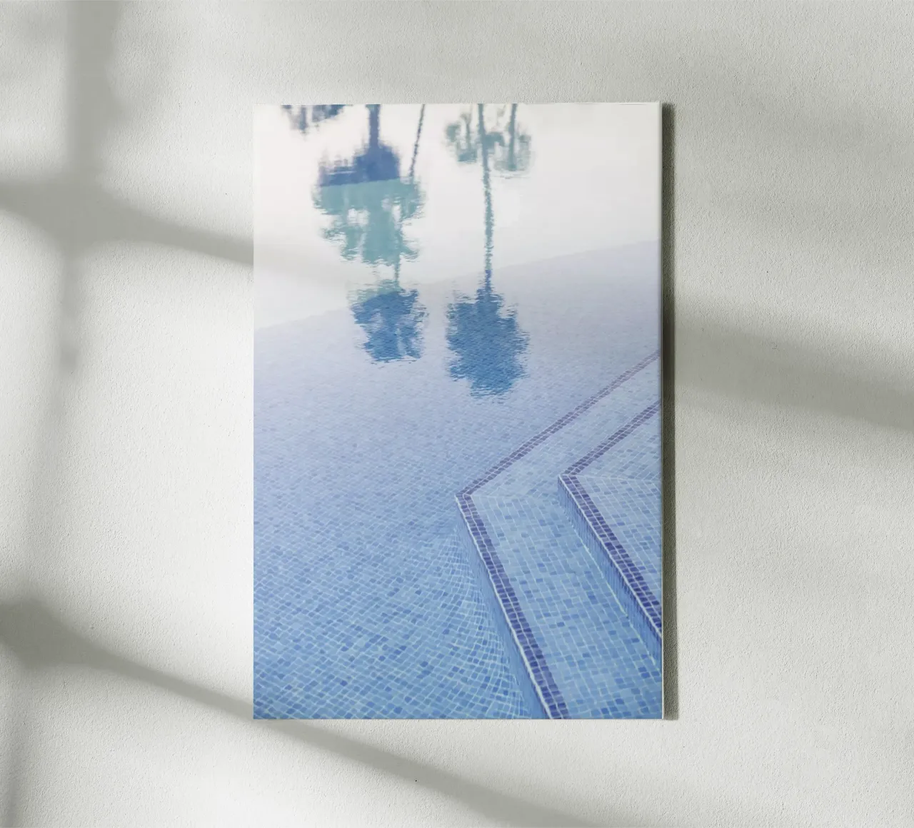 Poolside Leinwand von Kathrin Pienaar