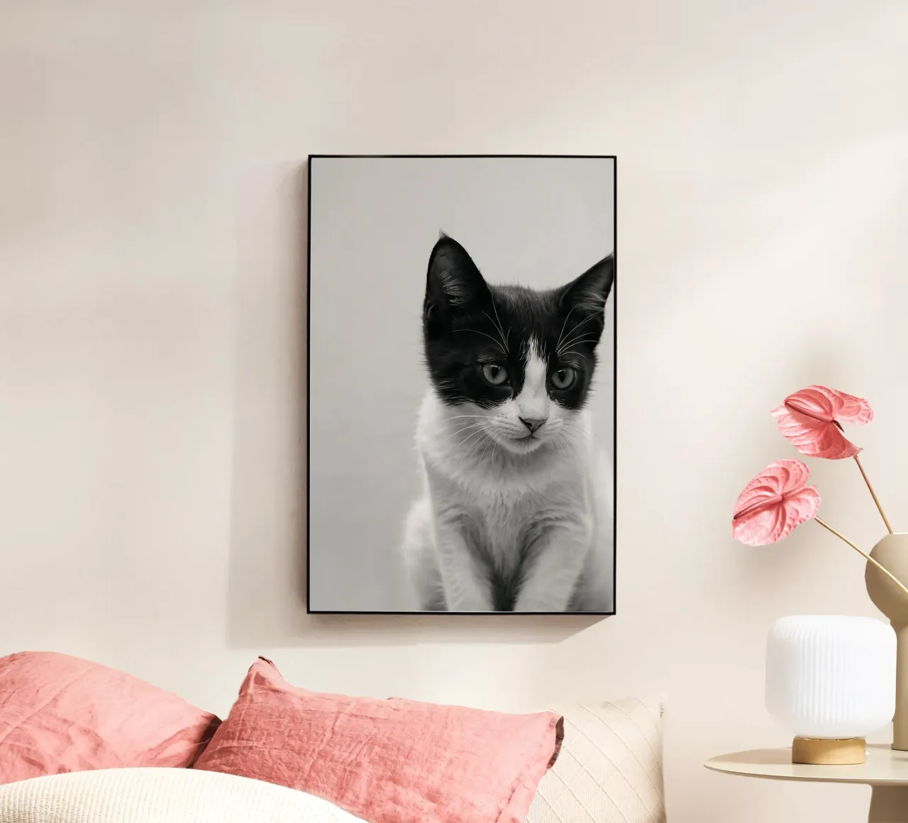 Ritratto in bianco e nero di un giovane gatto | Werk 52 plexiglass da Paws & Portraits
