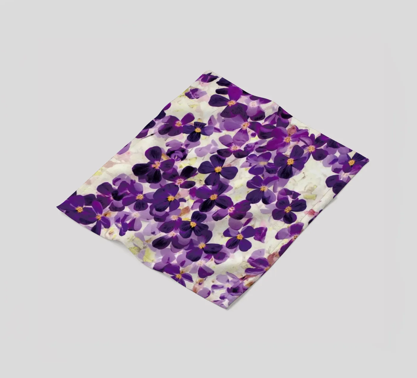 Violet Bloom Fleecedecke von Amy Sia