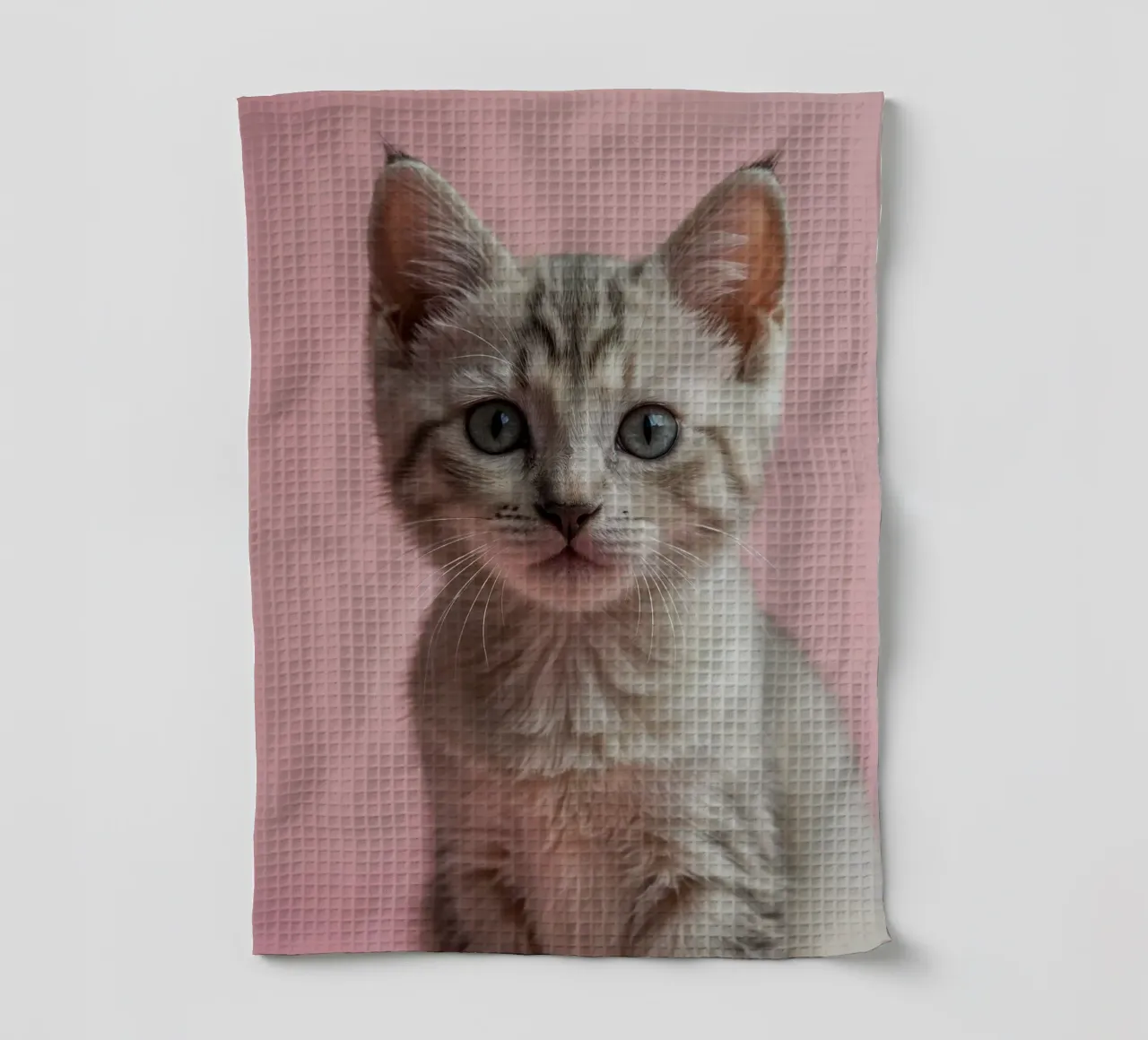 Portrait d'un chaton curieux | Oeuvre 64 torchon de Paws & Portraits