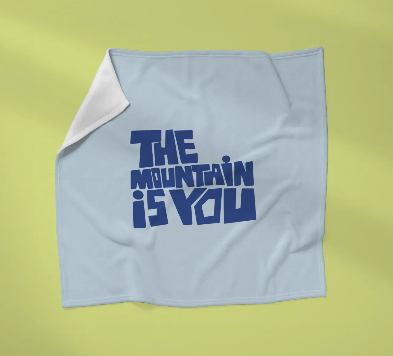 The mountain is you coperta in pile da beanieontheroad