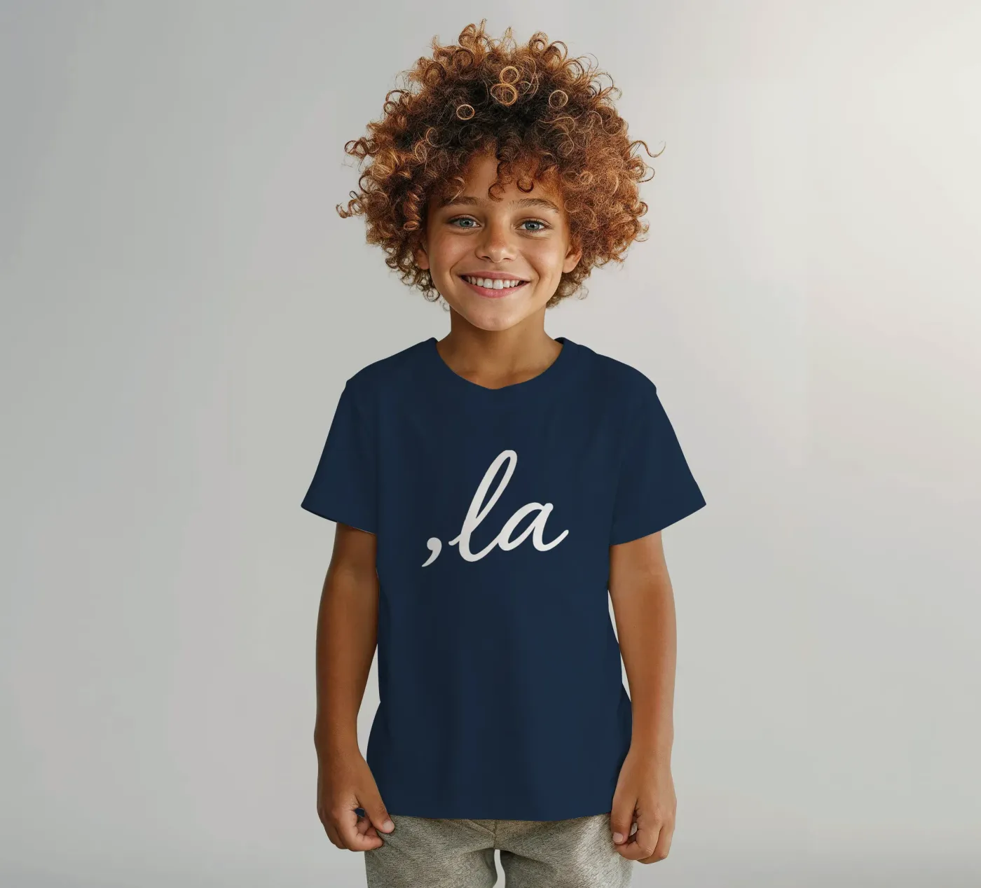 Comma-La t-shirt bambini da AugustasART