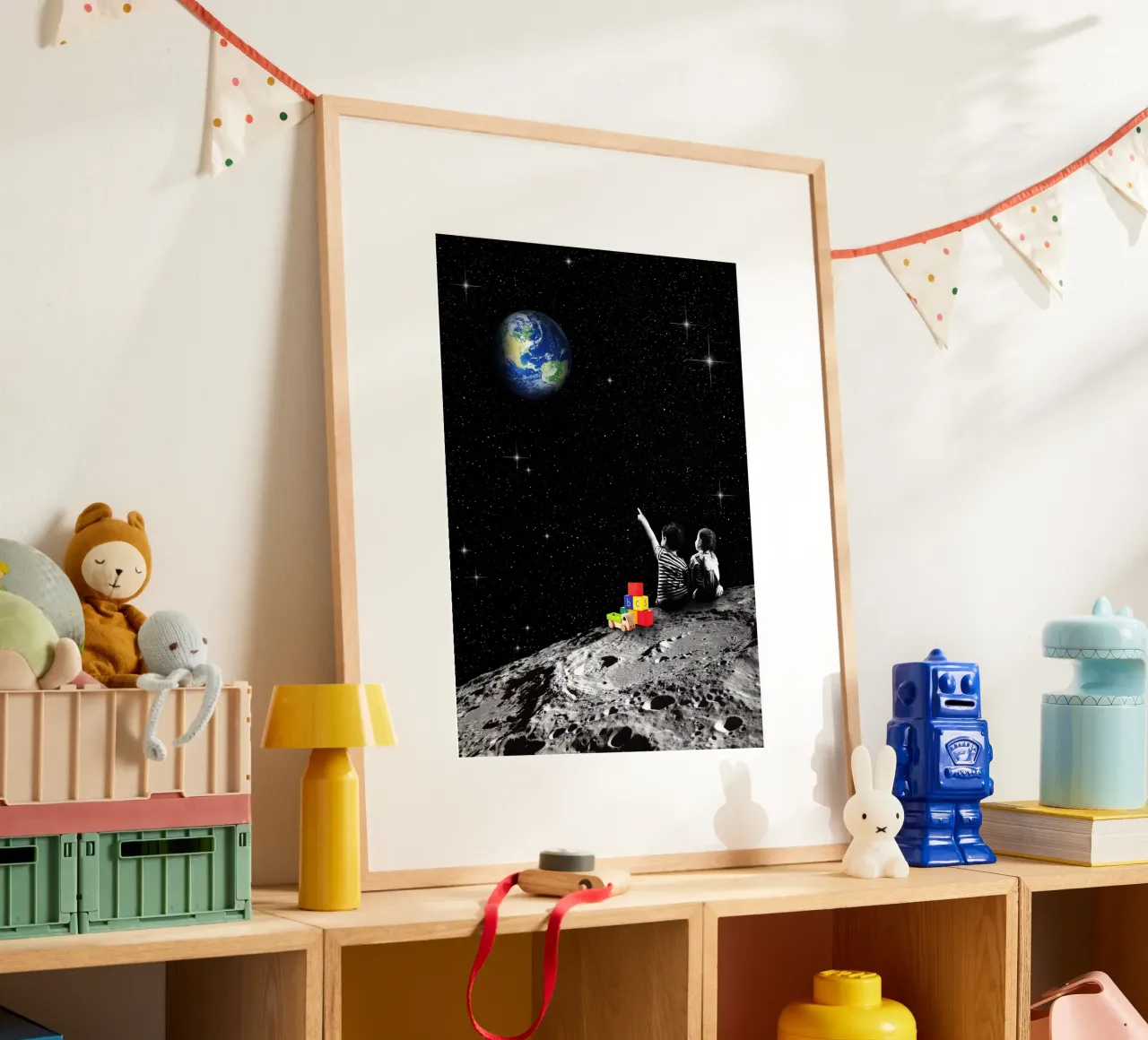 Together From The Moon poster con telaio in plastica da Dikhotomy