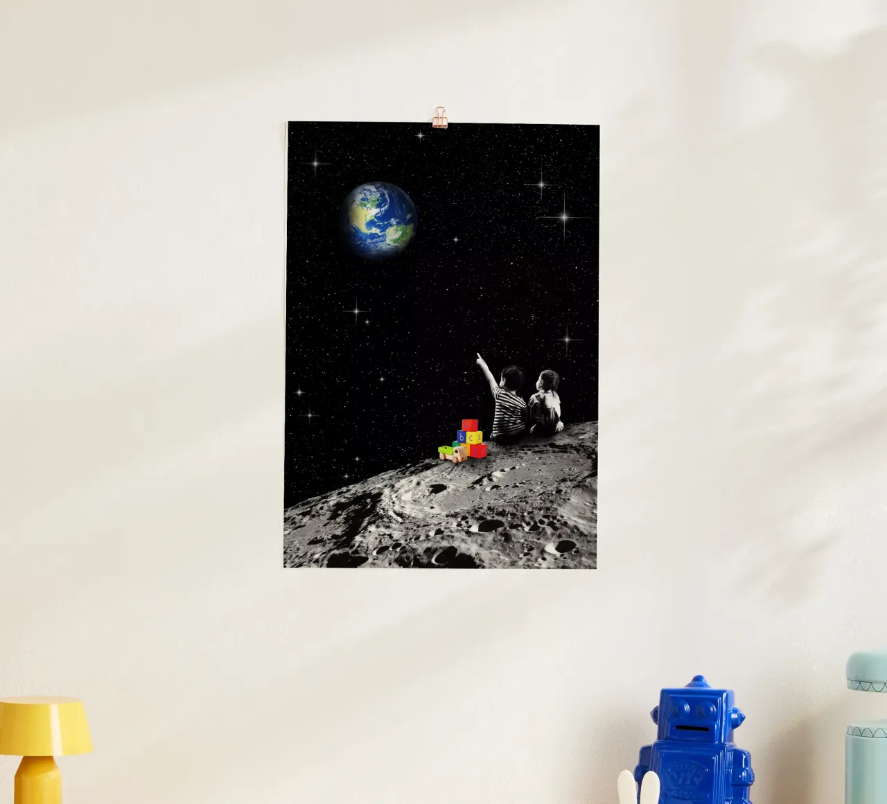 Together From The Moon poster con telaio in plastica da Dikhotomy