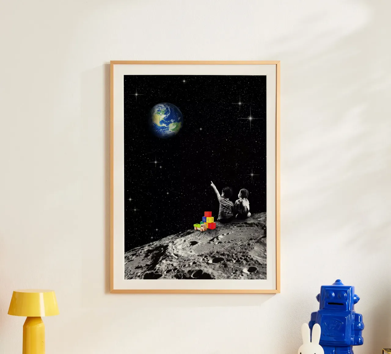 Together From The Moon poster con telaio in plastica da Dikhotomy