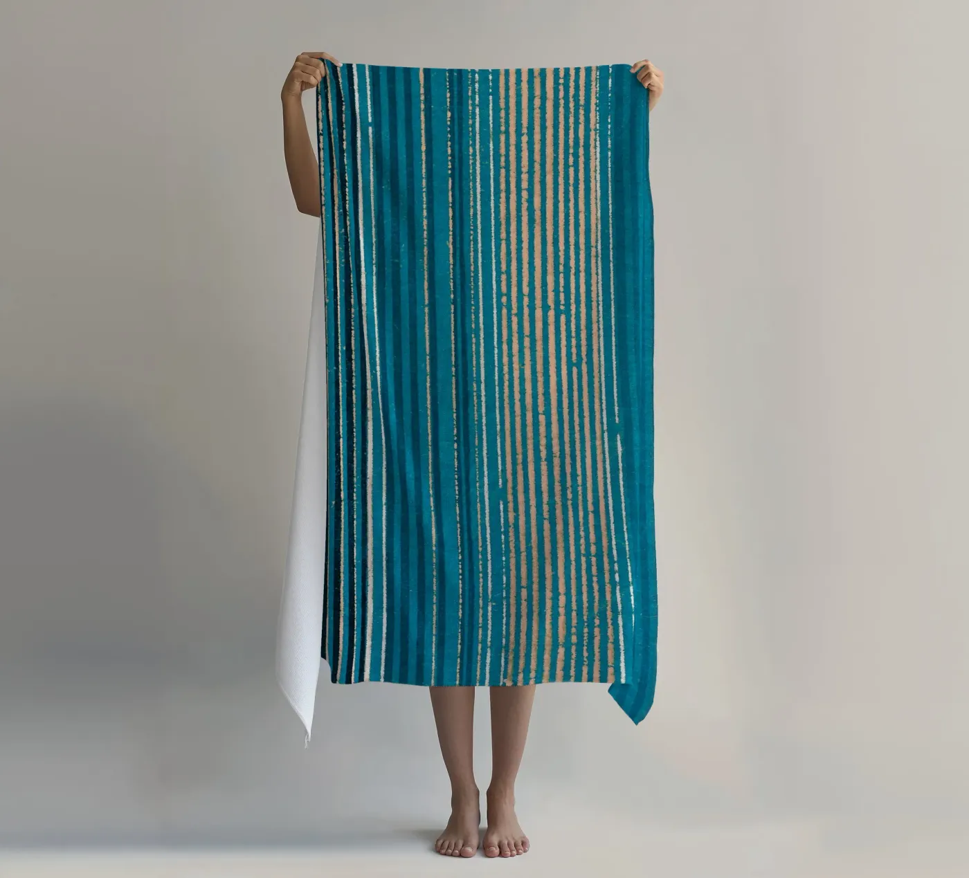 Pattern Blue Lines strandhanddoek van Apolo Prints