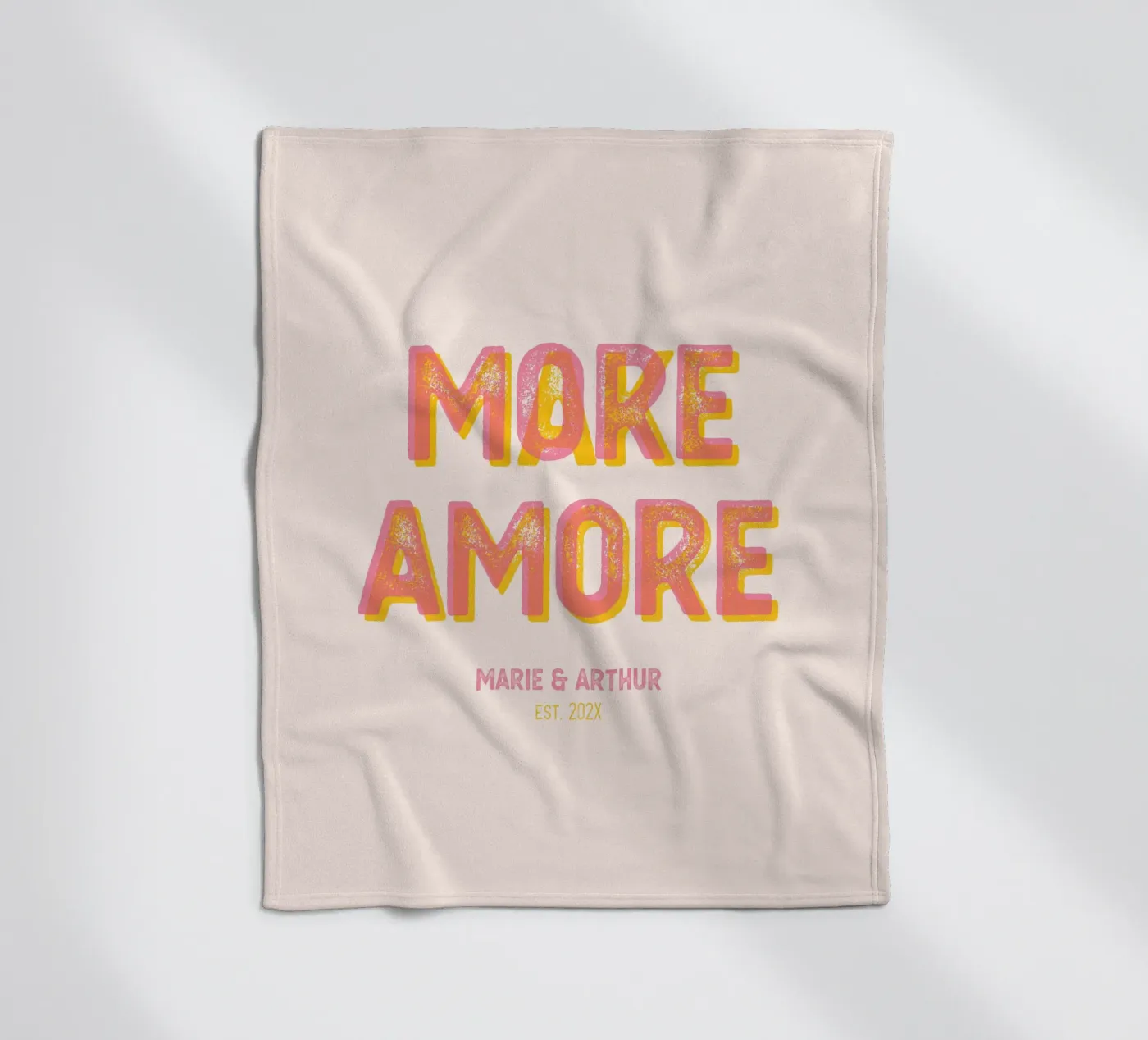 Make More Amore Fleecedecke von Personalizable Designs