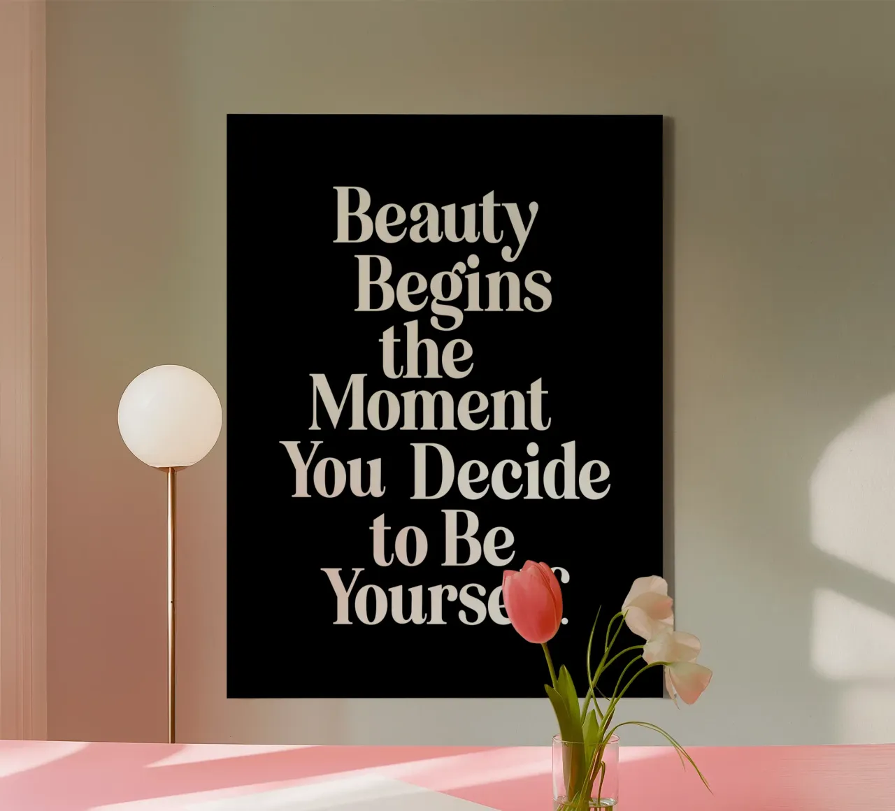 La bellezza inizia nel momento in cui si decide di essere se stessi tela con Cornice a cassetta da THE MOTIVATED TYPE