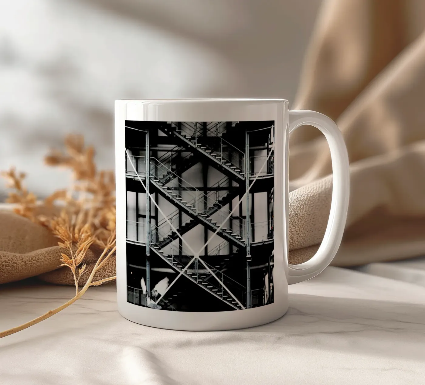 Gray ceramic mug by Sophie Etchart