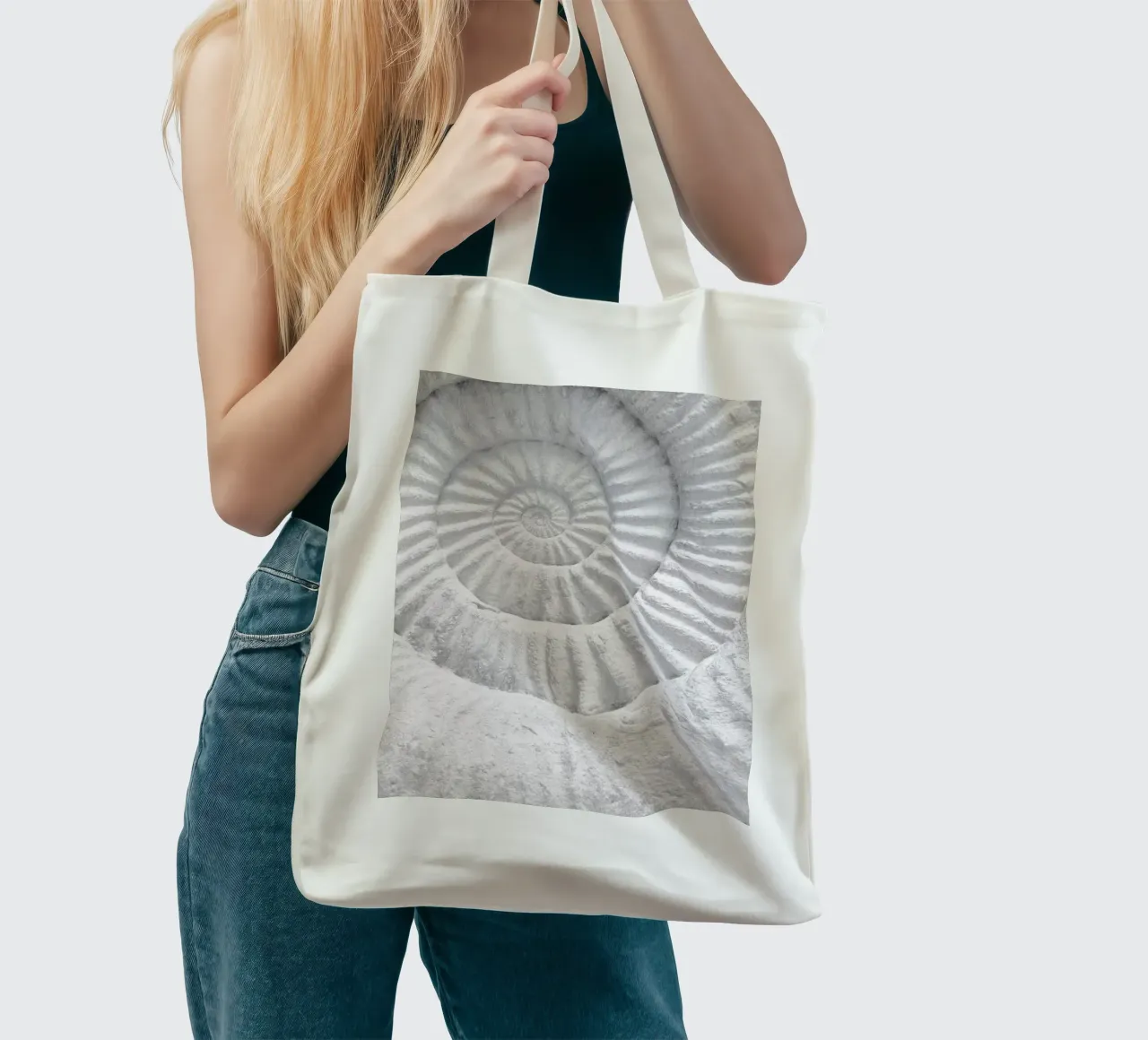Fossil spiral - Timeless natural art in a minimalist style tote bag by Whole©