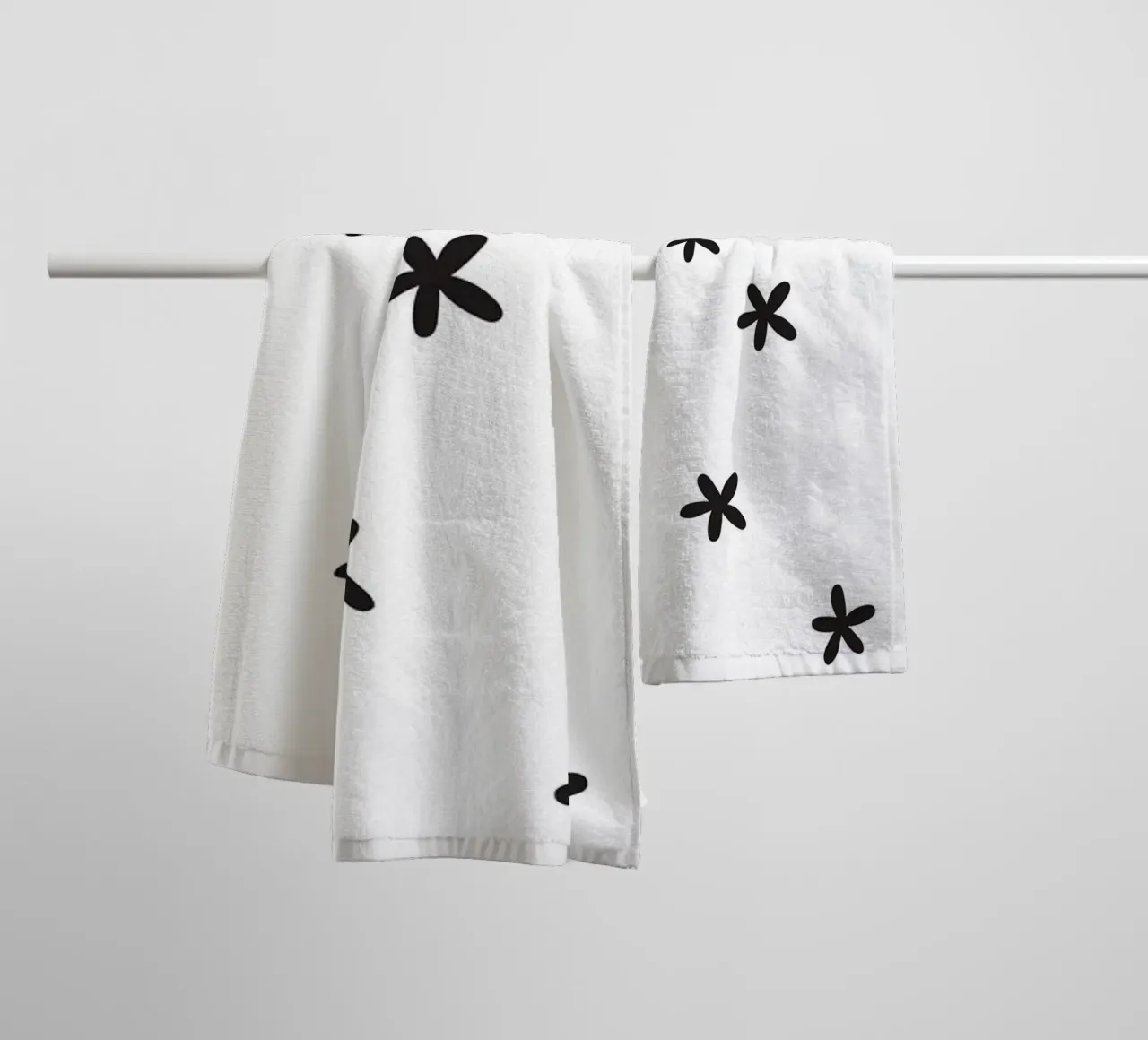 Tiny Blossom Pattern badhanddoek van treechild