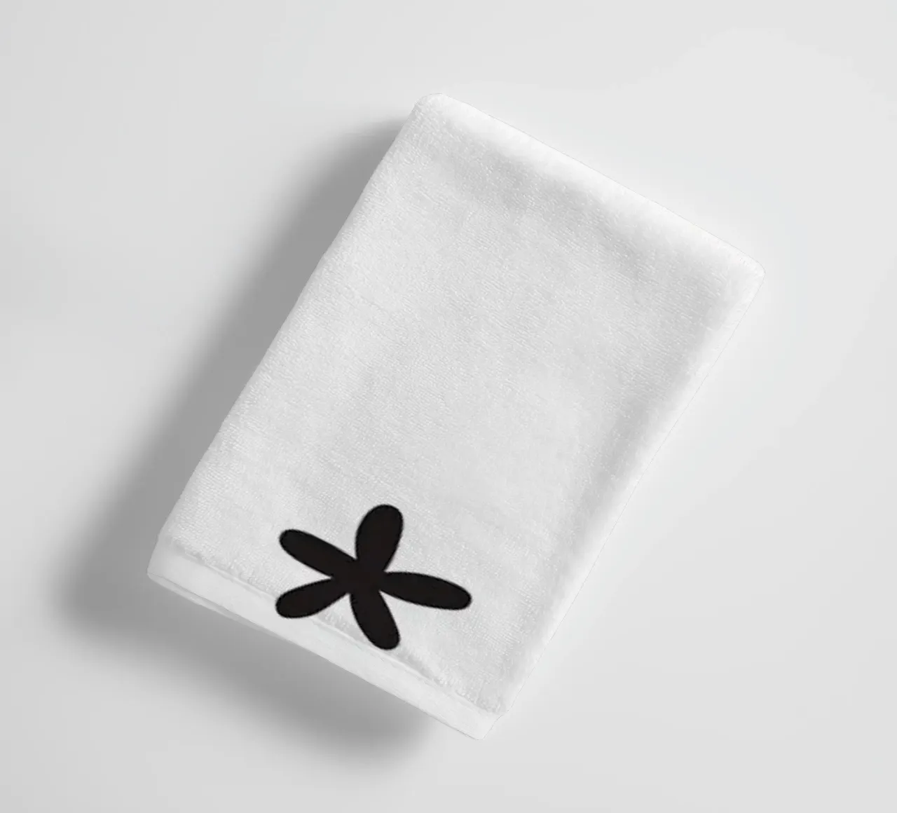 Tiny Blossom Pattern badhanddoek van treechild