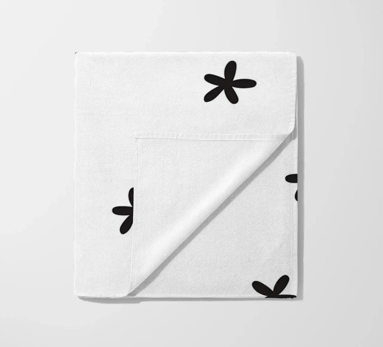 Tiny Blossom Pattern strandhanddoek van treechild