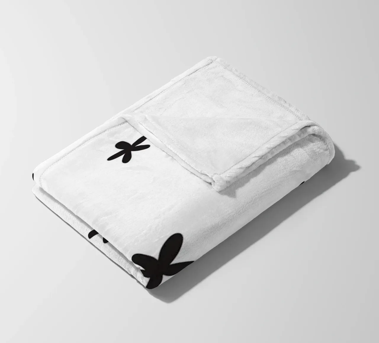 Tiny Blossom Pattern product.type.blanket-fleece common.byCreator treechild