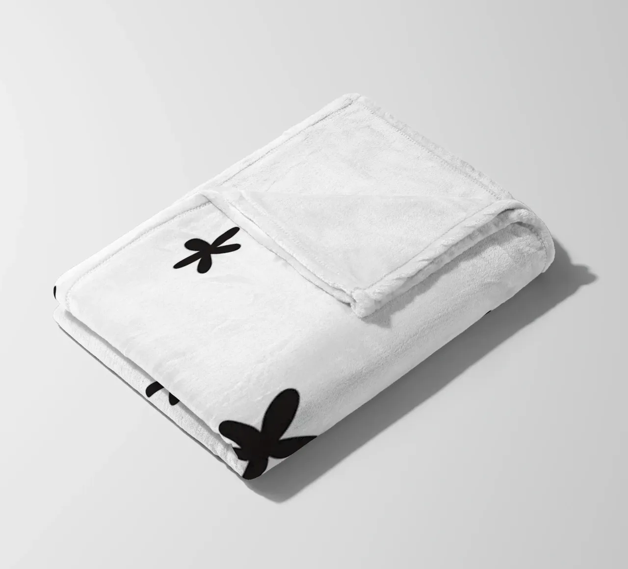 Tiny Blossom Pattern product.type.blanket-fleece common.byCreator treechild