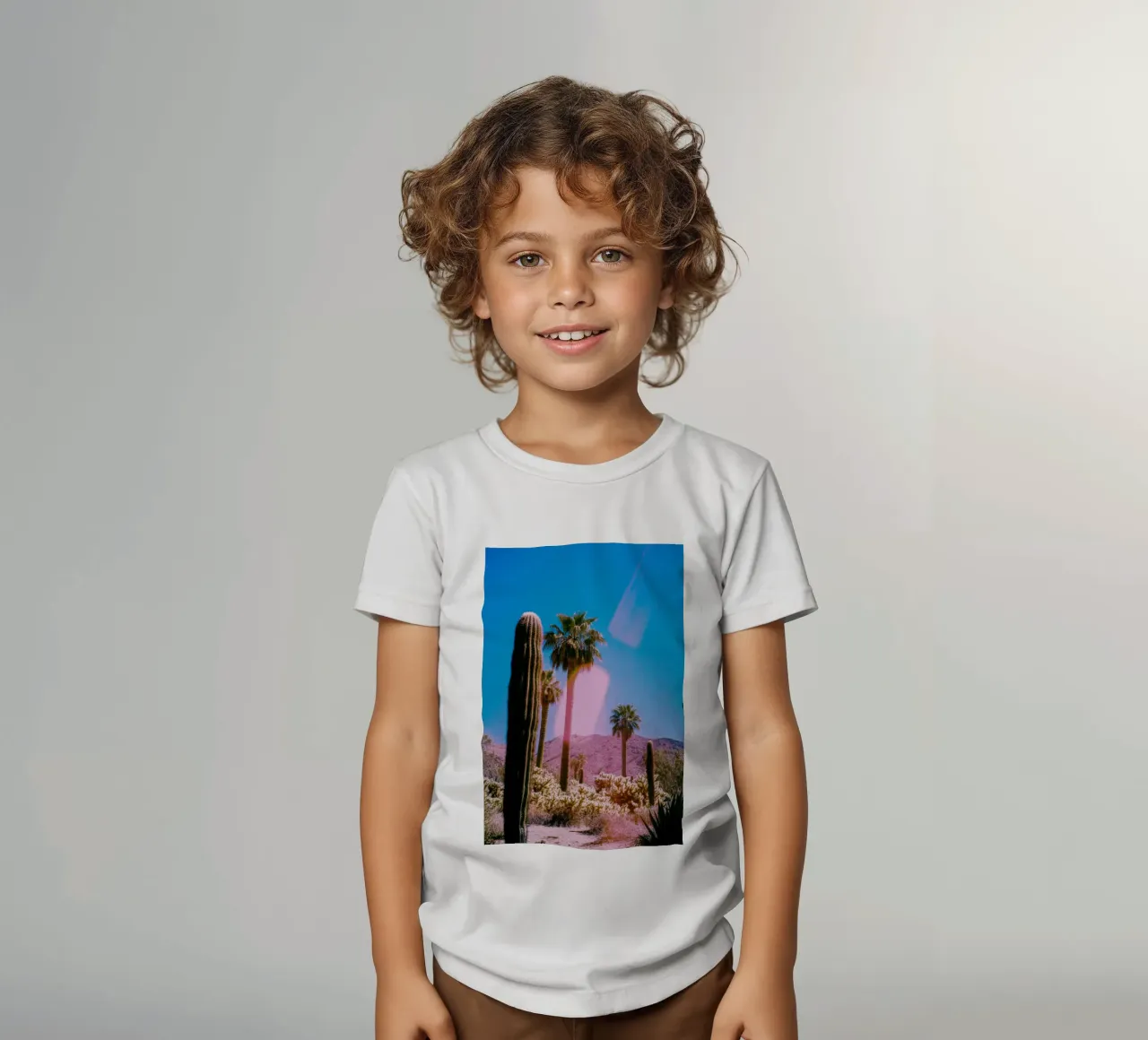 52 t-shirt bambini da Pink California | Affiches & Posters