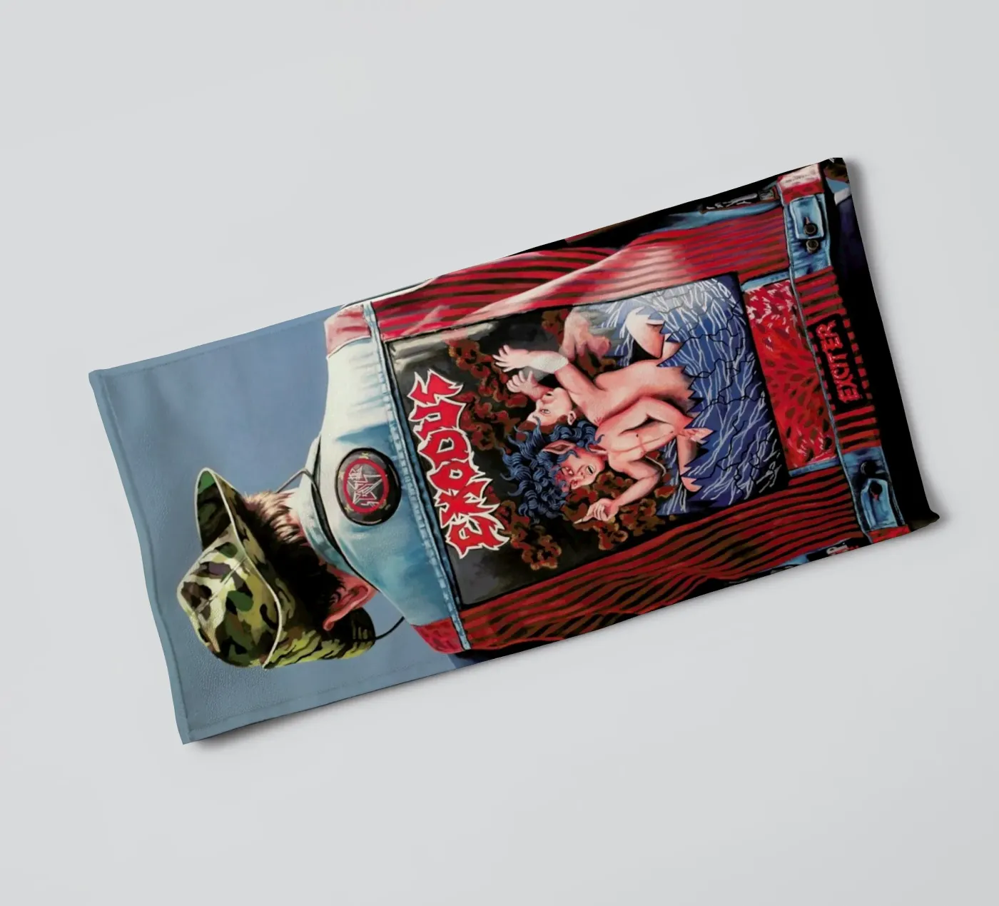 Hellveste 2 towel by Jérôme Romain