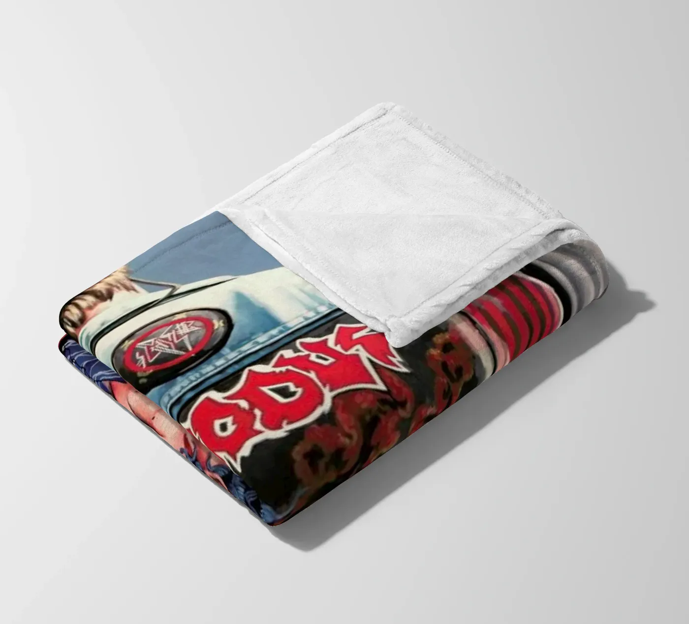 Hellveste 2 coperta in pile da Jérôme Romain