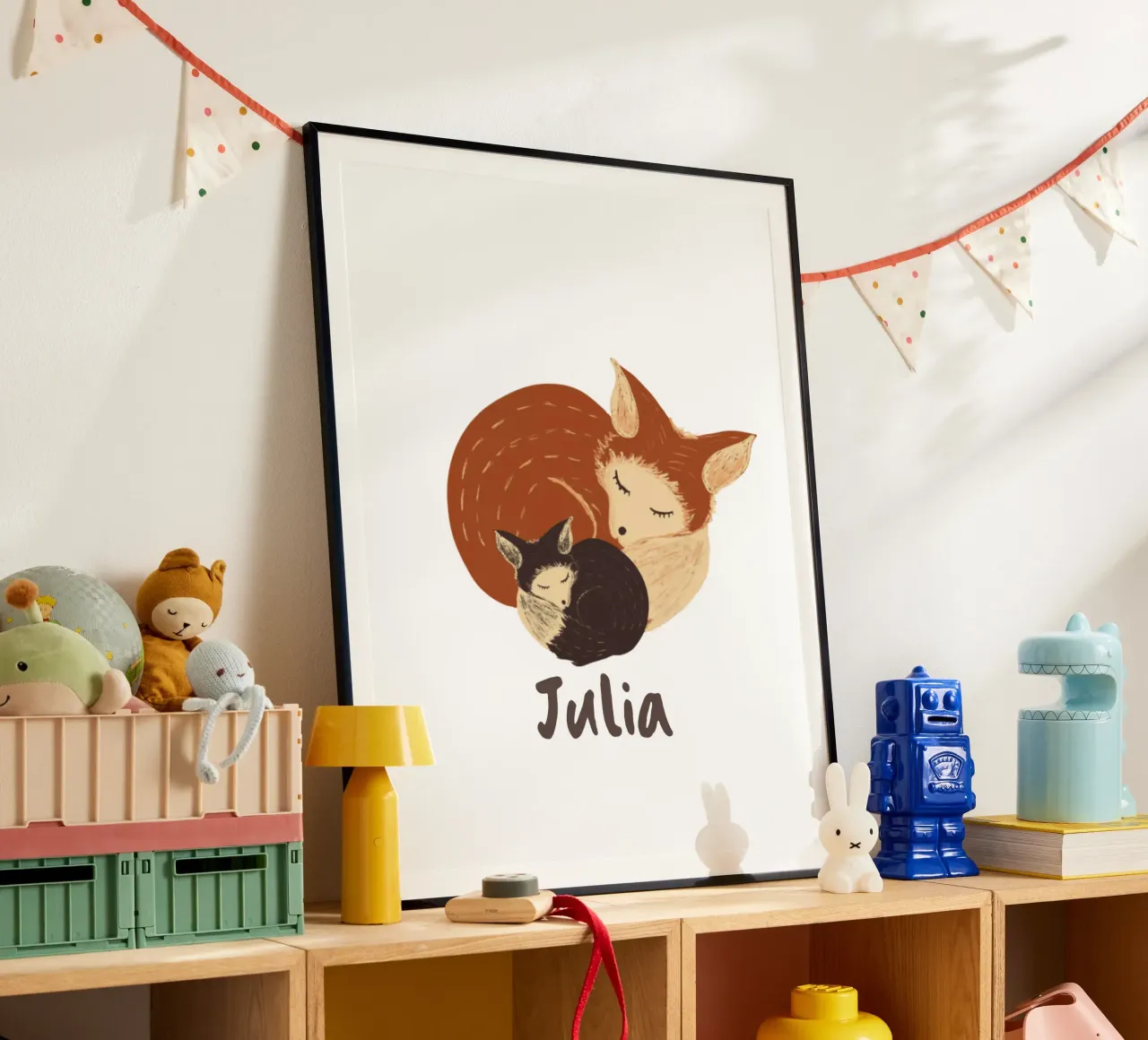 Madre addormentata e volpe neonata: Regalo per bambini completamente personalizzabile carta hahnemühle da Studio Patruschka
