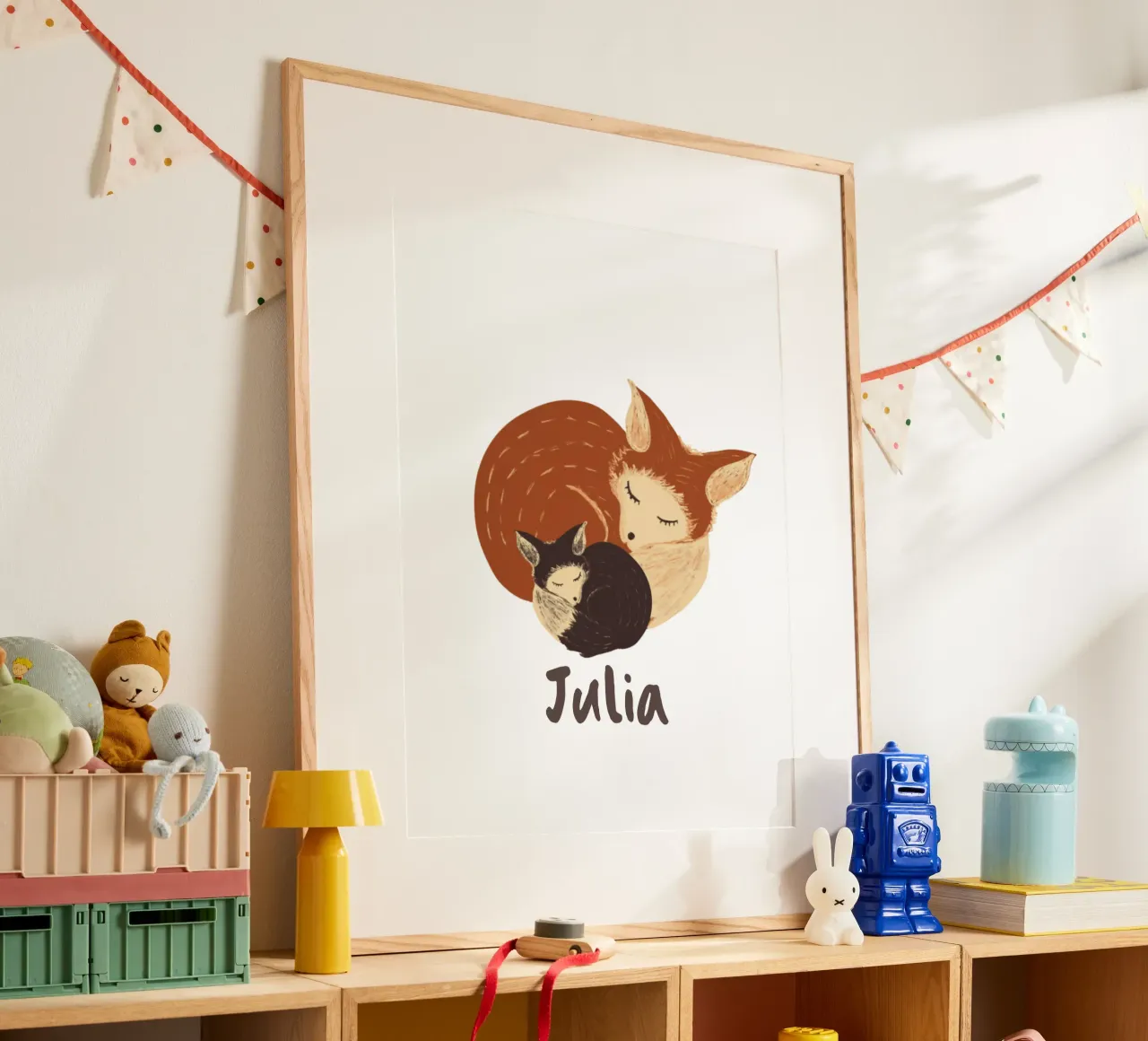 Madre addormentata e volpe neonata: Regalo per bambini completamente personalizzabile carta hahnemühle da Studio Patruschka