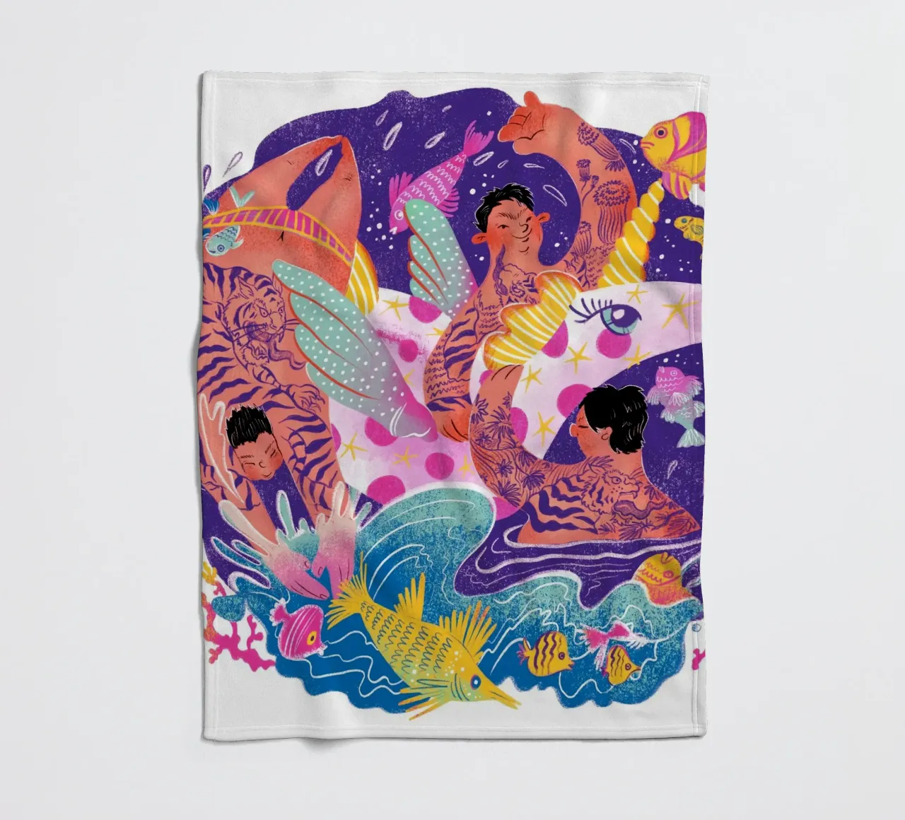 Three brothers and a unicorn float Fleecedecke von Moira Scicluna Zahra
