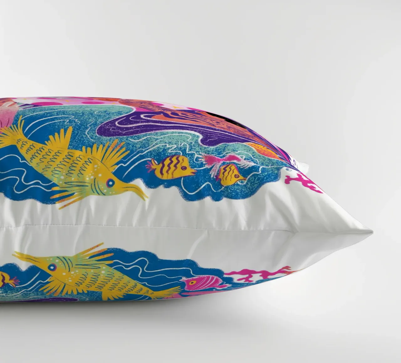 Three brothers and a unicorn float cuscino da Moira Scicluna Zahra