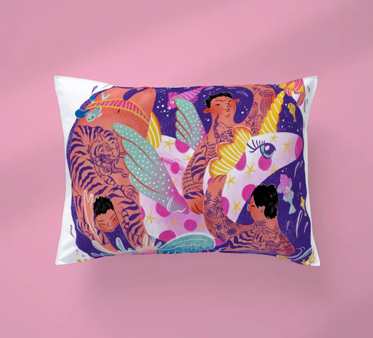 Three brothers and a unicorn float cuscino da Moira Scicluna Zahra