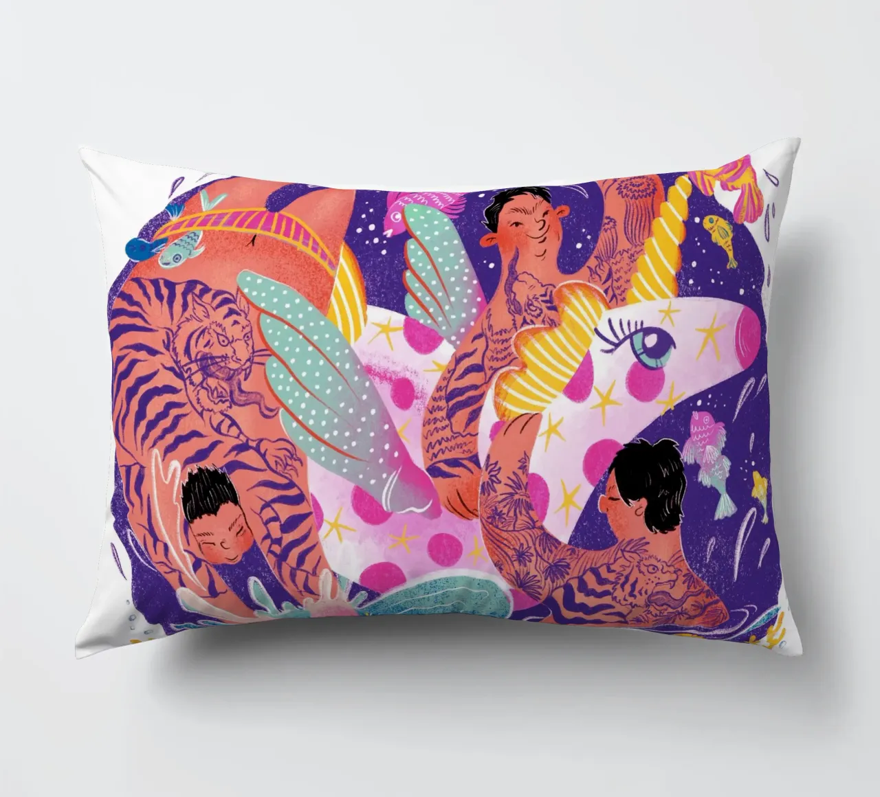 Three brothers and a unicorn float cuscino da Moira Scicluna Zahra